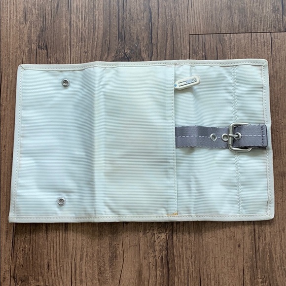 Gravis Wallet - Picture 2 of 6